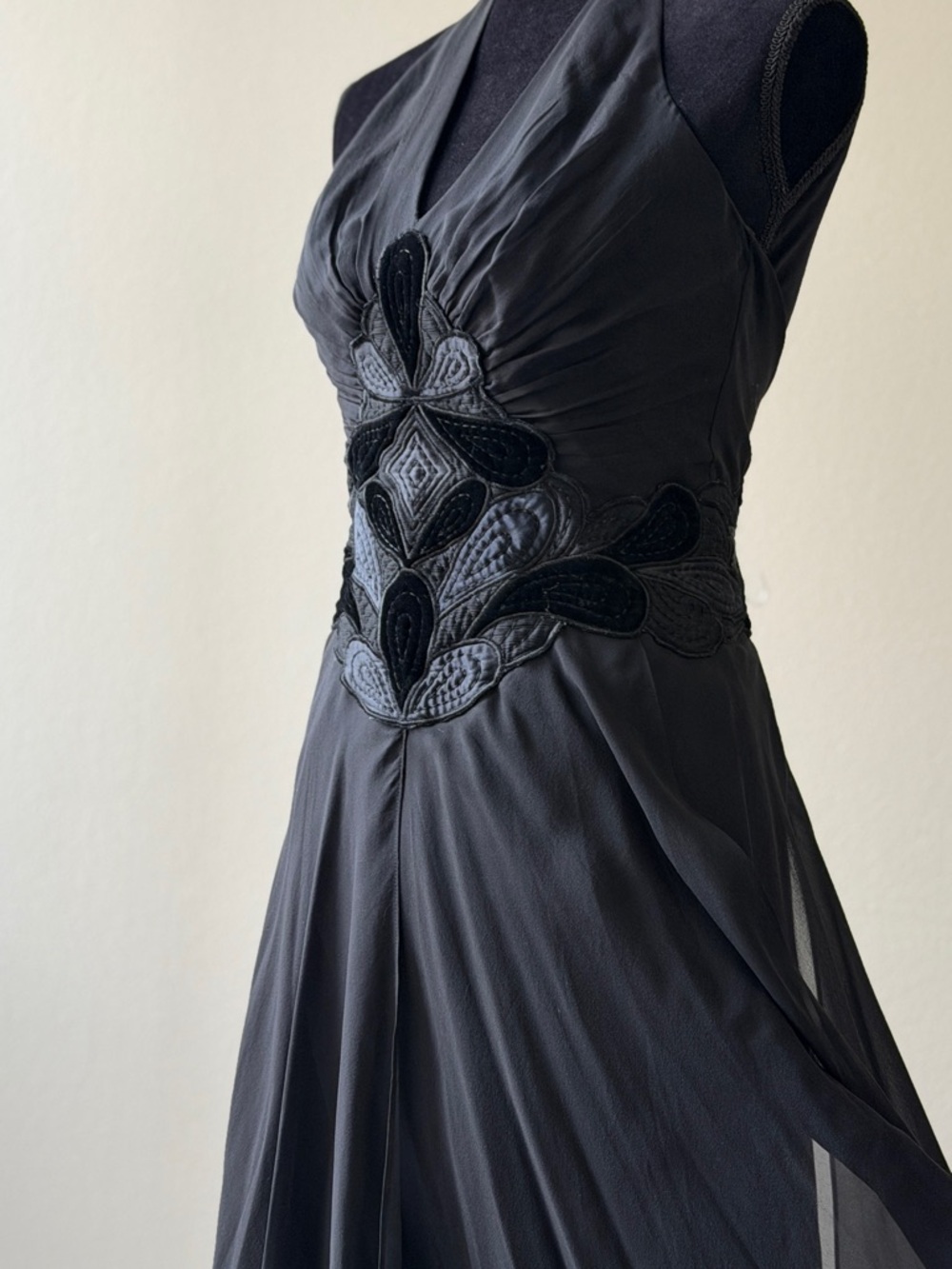 BCBGMaxAzria Black Sleeveless Chiffon Maxi Dress with Embroidered Waist